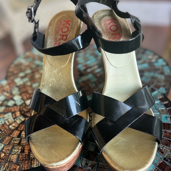 Michael Kors  Black patten wedge sandals - Picture 2 of 11
